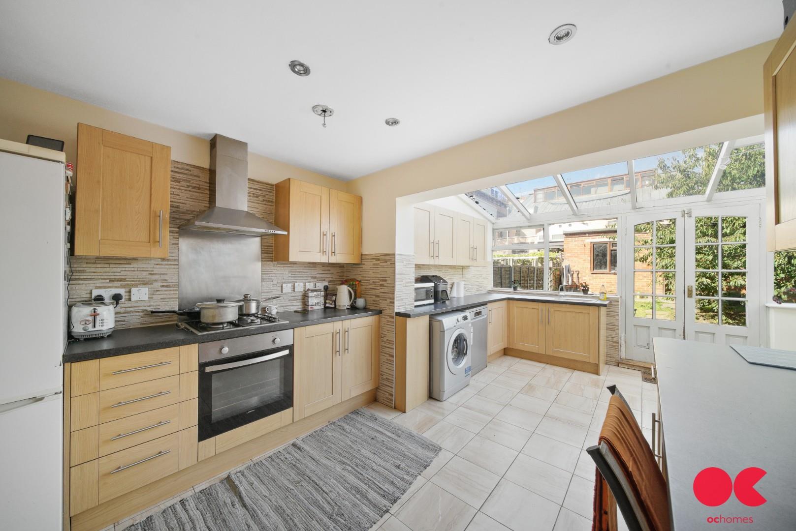 3 bed semi-detached house for sale in St. Marys Road, Ilford  - Property Image 4