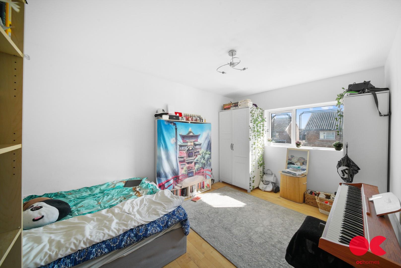 3 bed semi-detached house for sale in St. Marys Road, Ilford  - Property Image 8