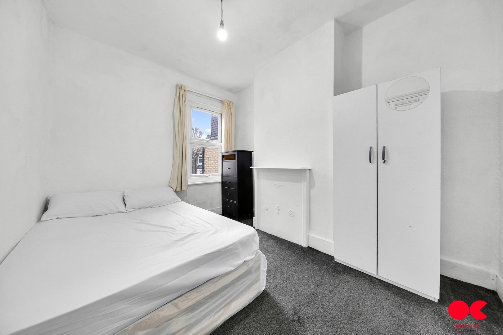 3 bed terraced house to rent in Frith Road, Leytonstone  - Property Image 5