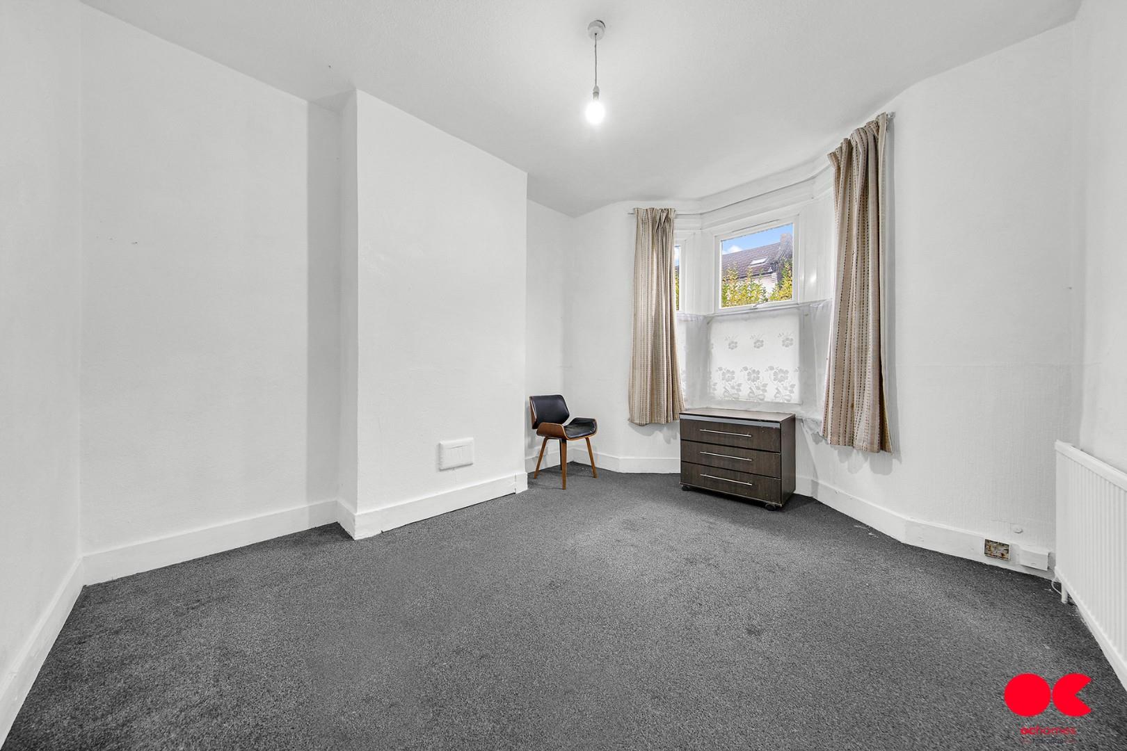 3 bed terraced house to rent in Frith Road, Leytonstone  - Property Image 2