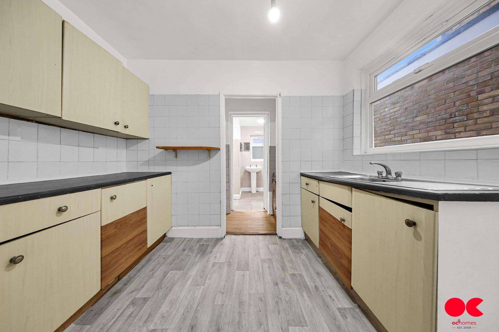 3 bed terraced house to rent in Frith Road, Leytonstone  - Property Image 9