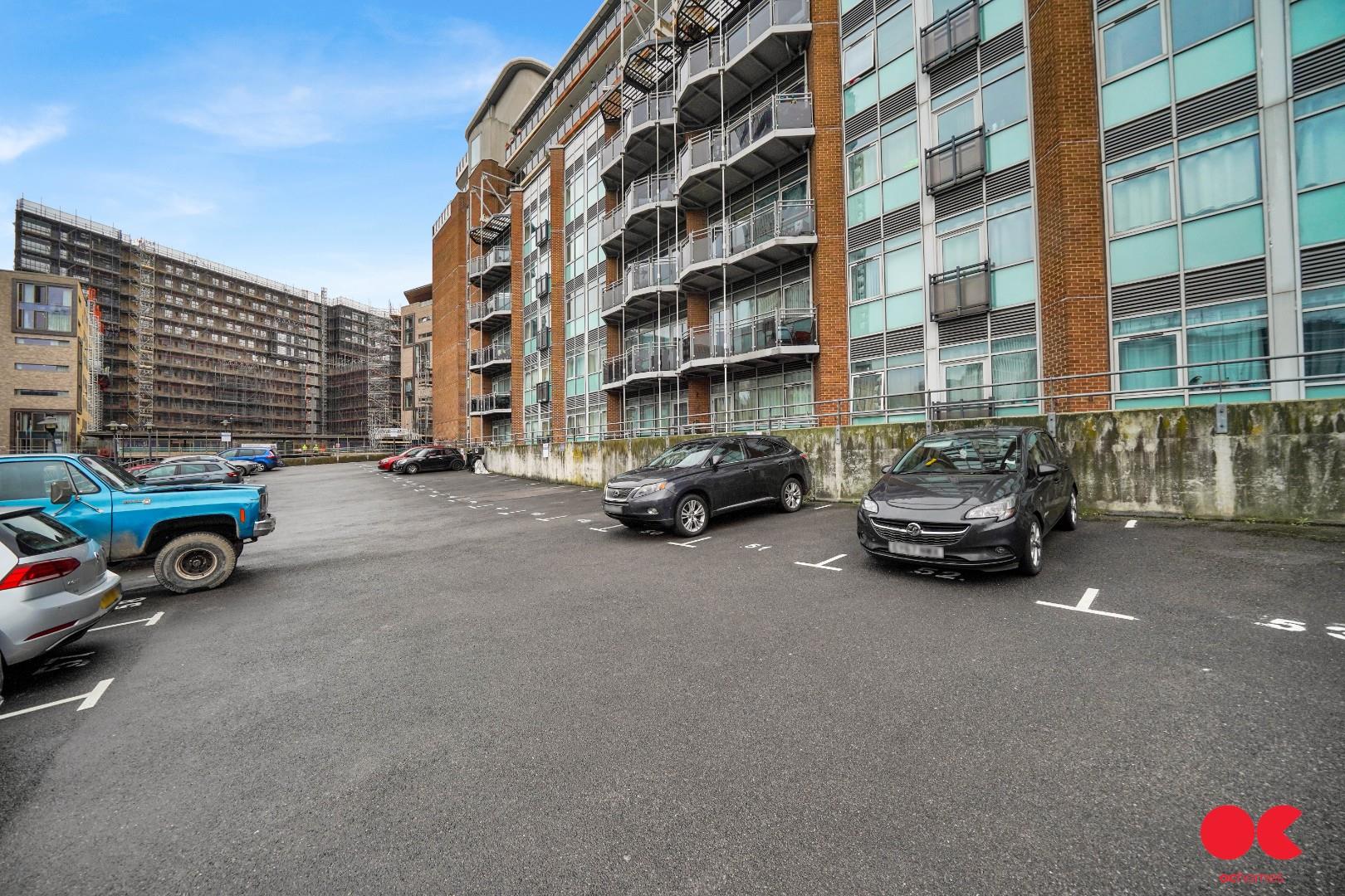 2 bed flat for sale in Gerry Raffles Square, Stratford  - Property Image 15