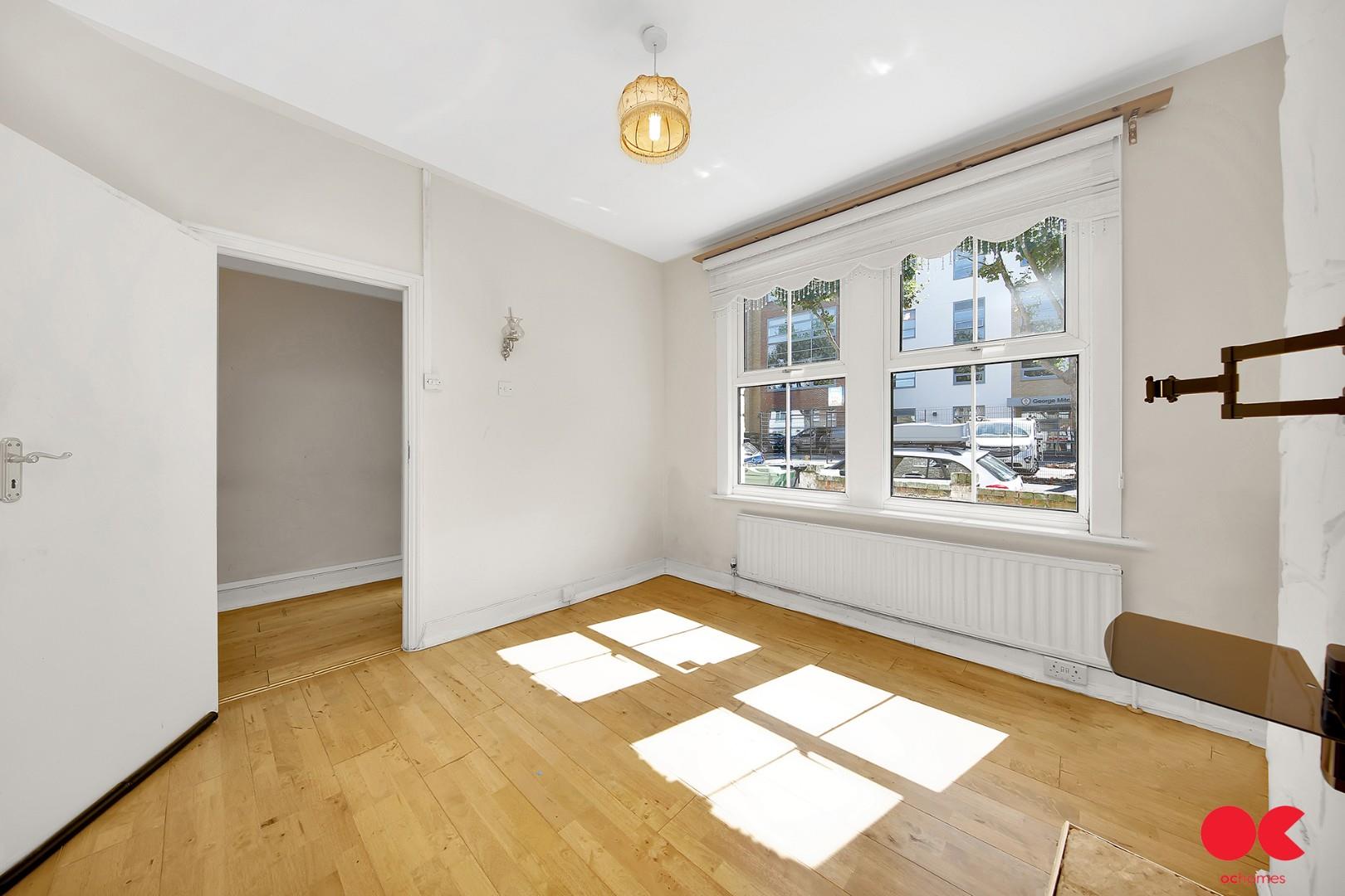 2 bed terraced house for sale in Farmer Road, Leyton  - Property Image 5