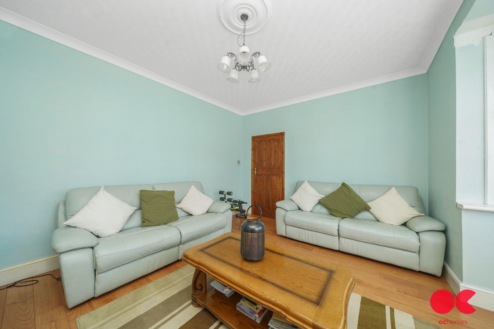 4 bed semi-detached house for sale in Fairholme Avenue, Gidea Park  - Property Image 15