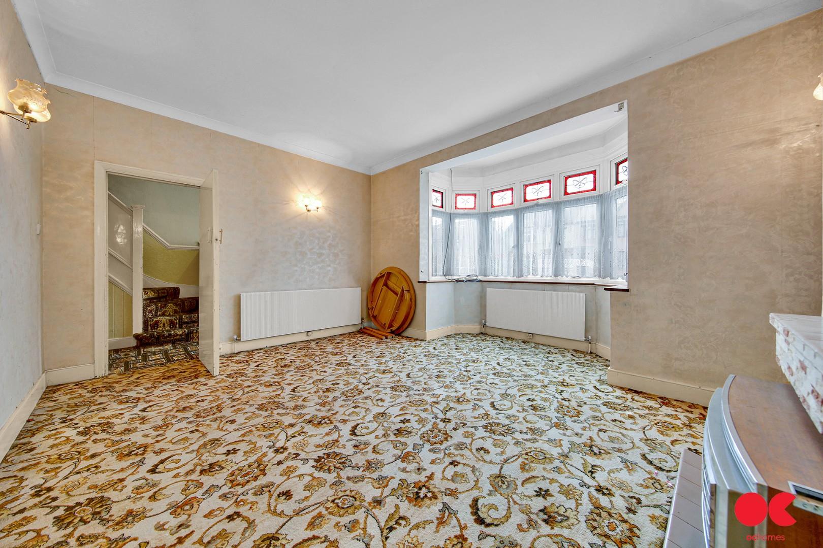 4 bed semi-detached house for sale in Fairholme Avenue, Gidea Park  - Property Image 17