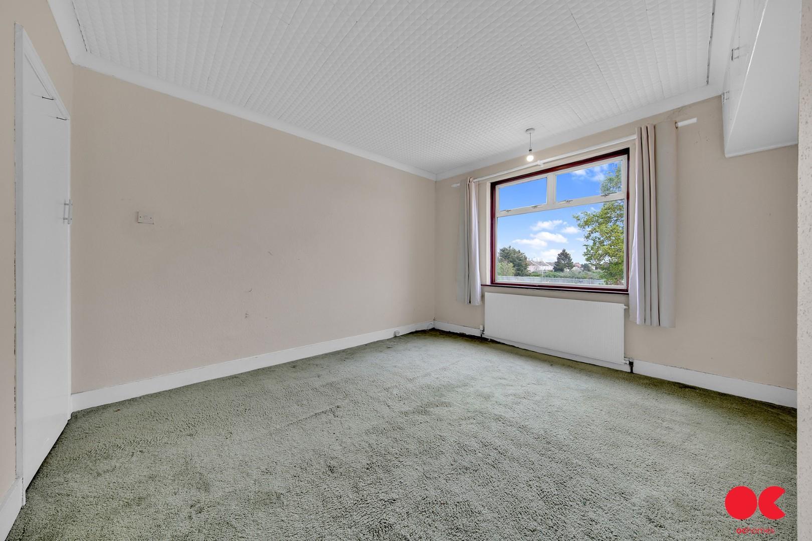 4 bed semi-detached house for sale in Fairholme Avenue, Gidea Park  - Property Image 23