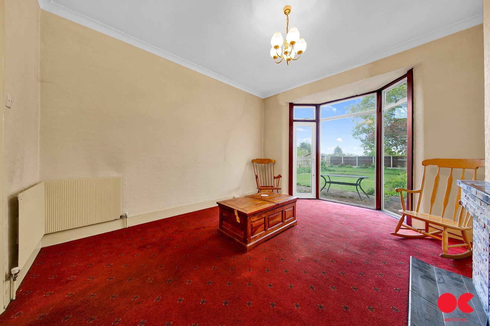 4 bed semi-detached house for sale in Fairholme Avenue, Gidea Park  - Property Image 6