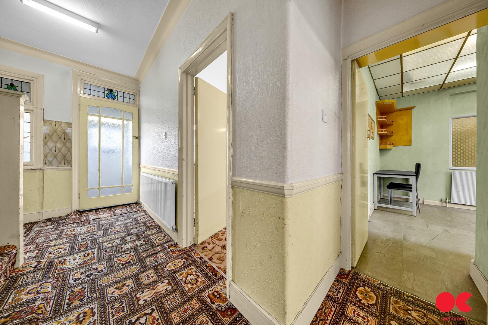 4 bed semi-detached house for sale in Fairholme Avenue, Gidea Park  - Property Image 13