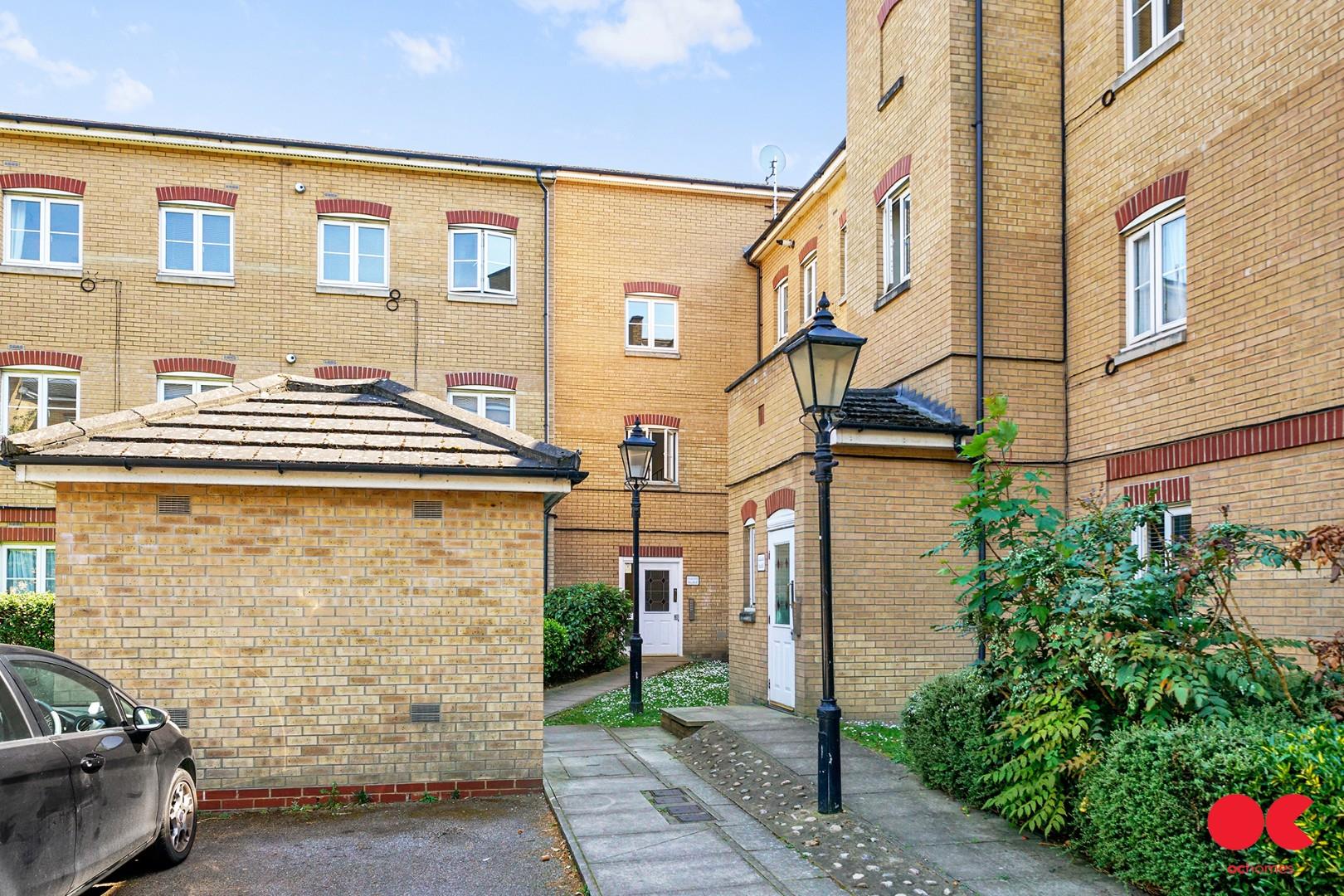 2 bed flat for sale in Kidman Close, Gidea Park  - Property Image 23