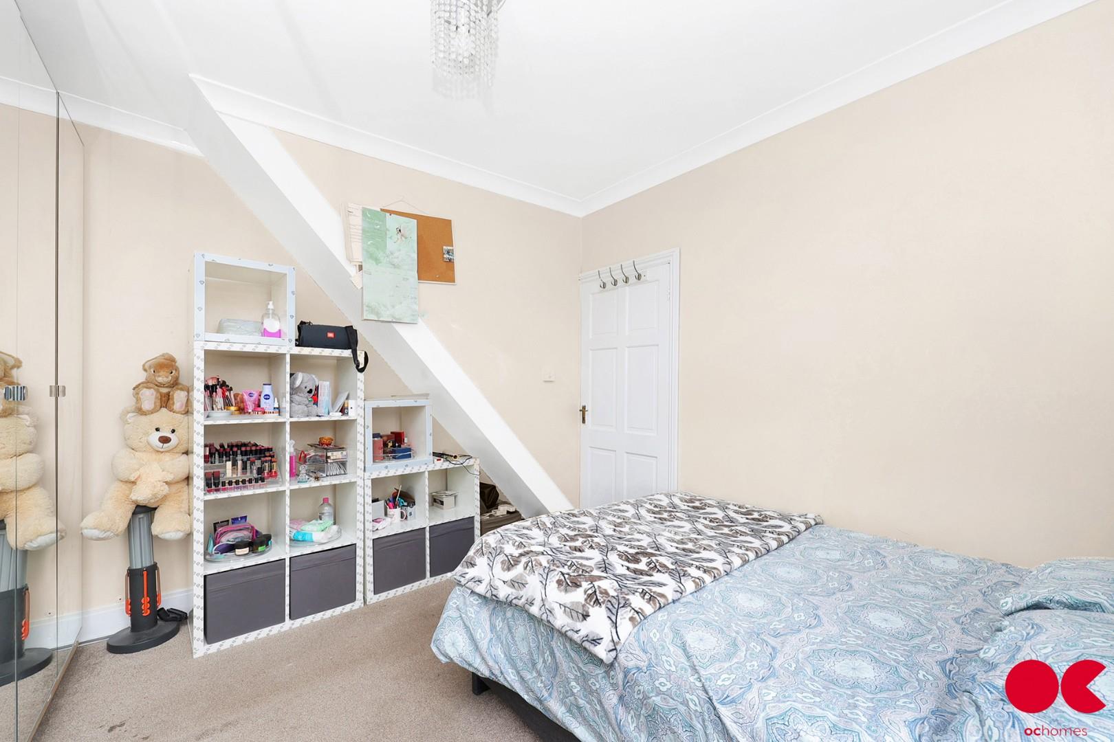 4 bed terraced house for sale in Norfolk Road, Seven Kings  - Property Image 8