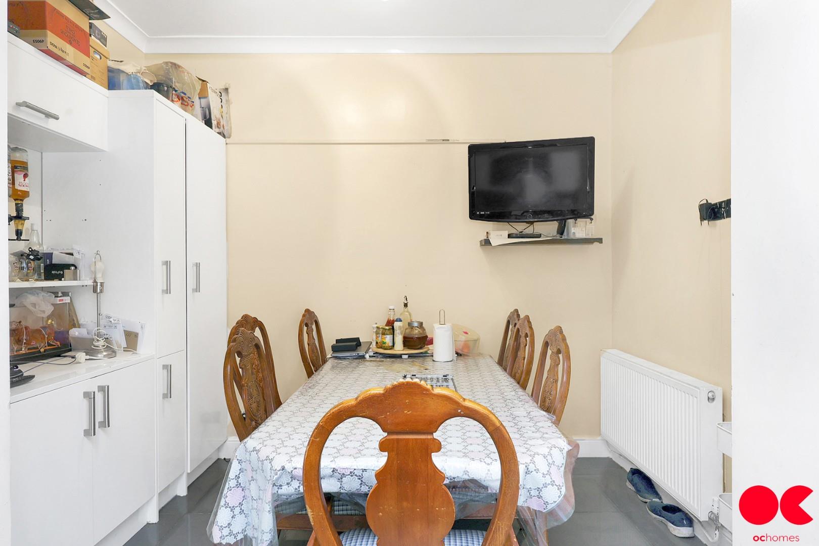 4 bed terraced house for sale in Norfolk Road, Seven Kings  - Property Image 16