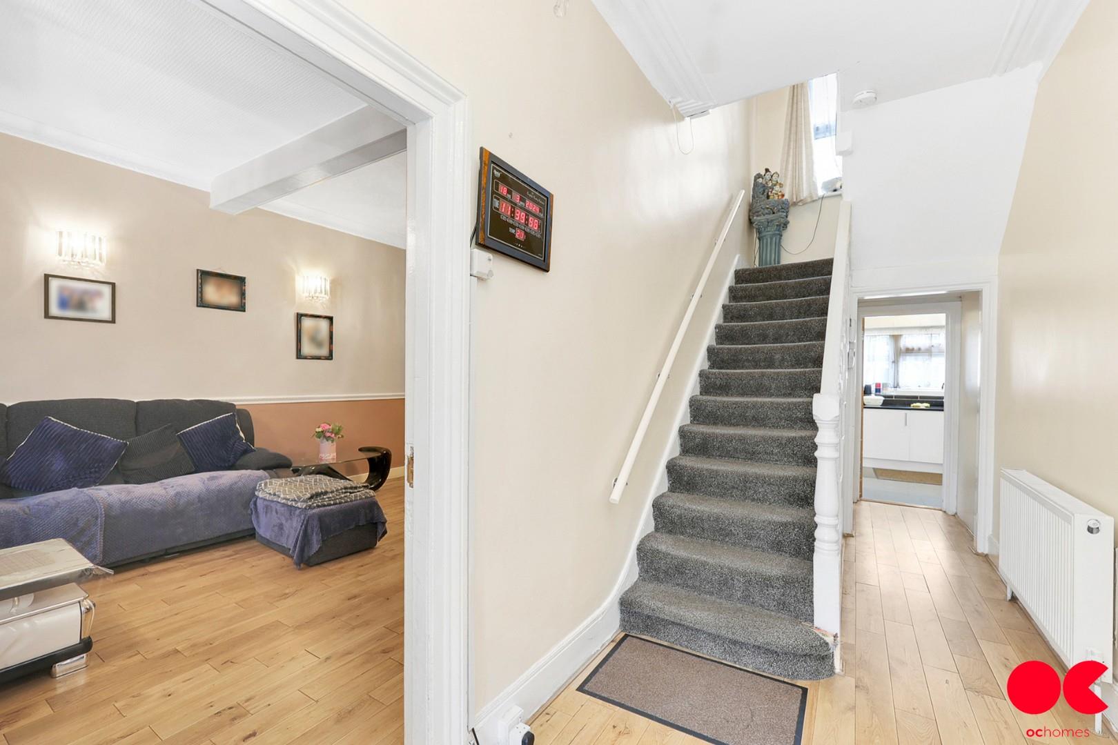 4 bed terraced house for sale in Norfolk Road, Seven Kings  - Property Image 12