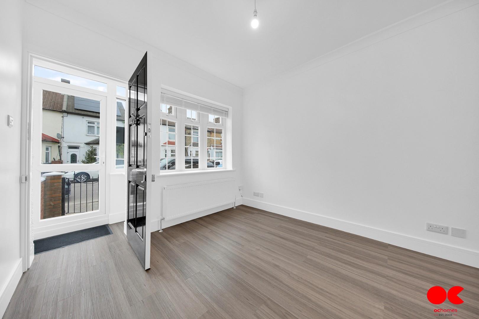 2 bed terraced house to rent in Sparsholt Road, Barking  - Property Image 7