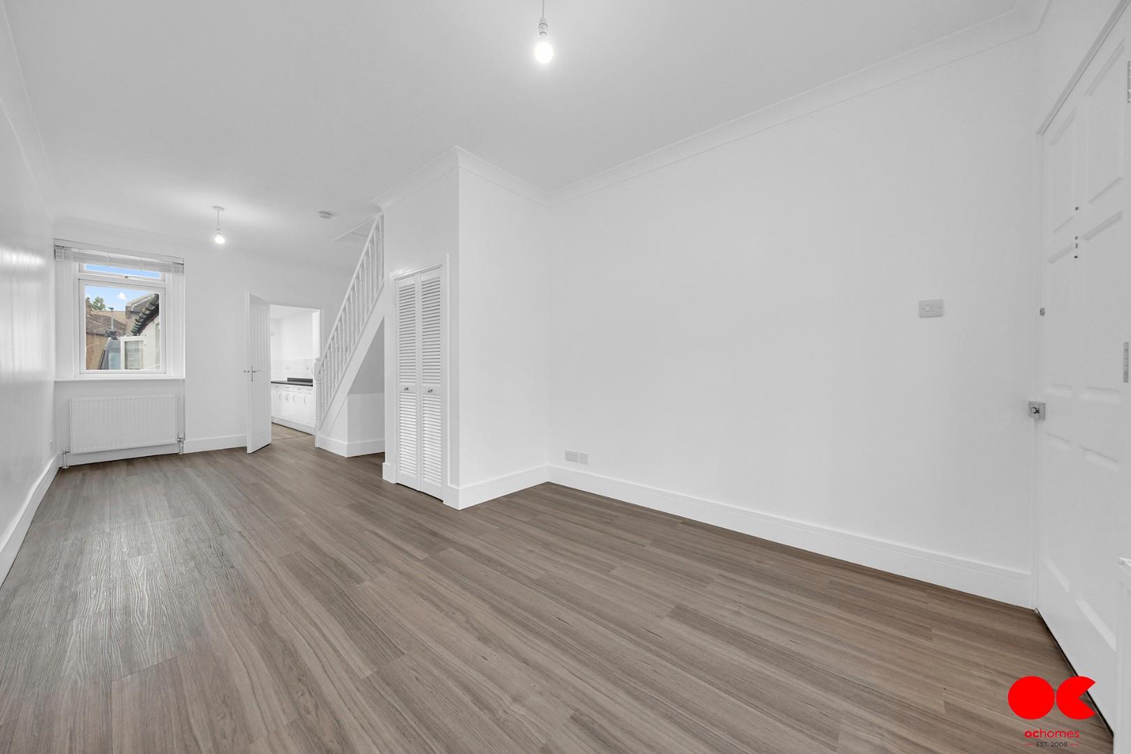 2 bed terraced house to rent in Sparsholt Road, Barking  - Property Image 9