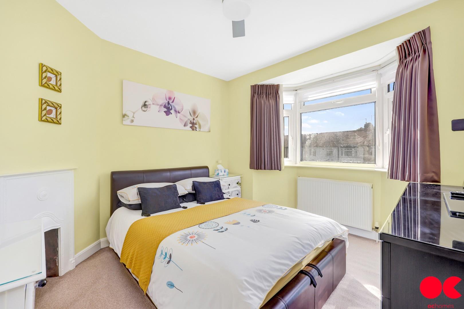 3 bed end of terrace house for sale in Suffield Road, Chingford  - Property Image 4