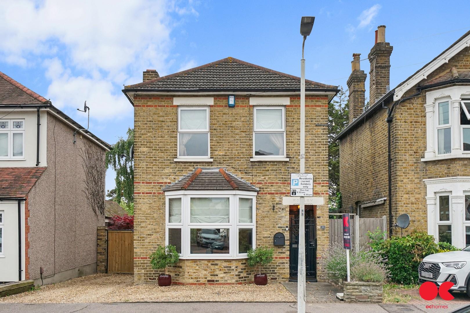 3 bed detached house for sale in Manor Road, Romford  - Property Image 29