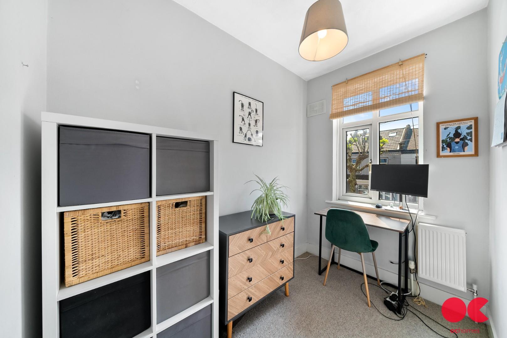 2 bed flat for sale in Neville Road, Forest Gate  - Property Image 6