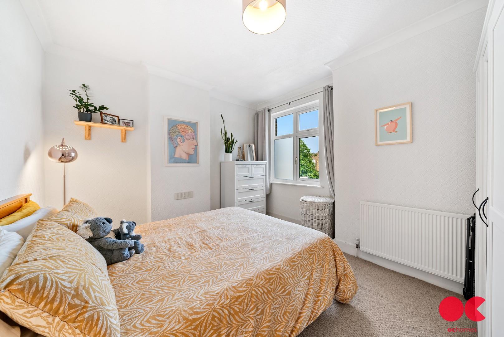 2 bed flat for sale in Neville Road, Forest Gate  - Property Image 2