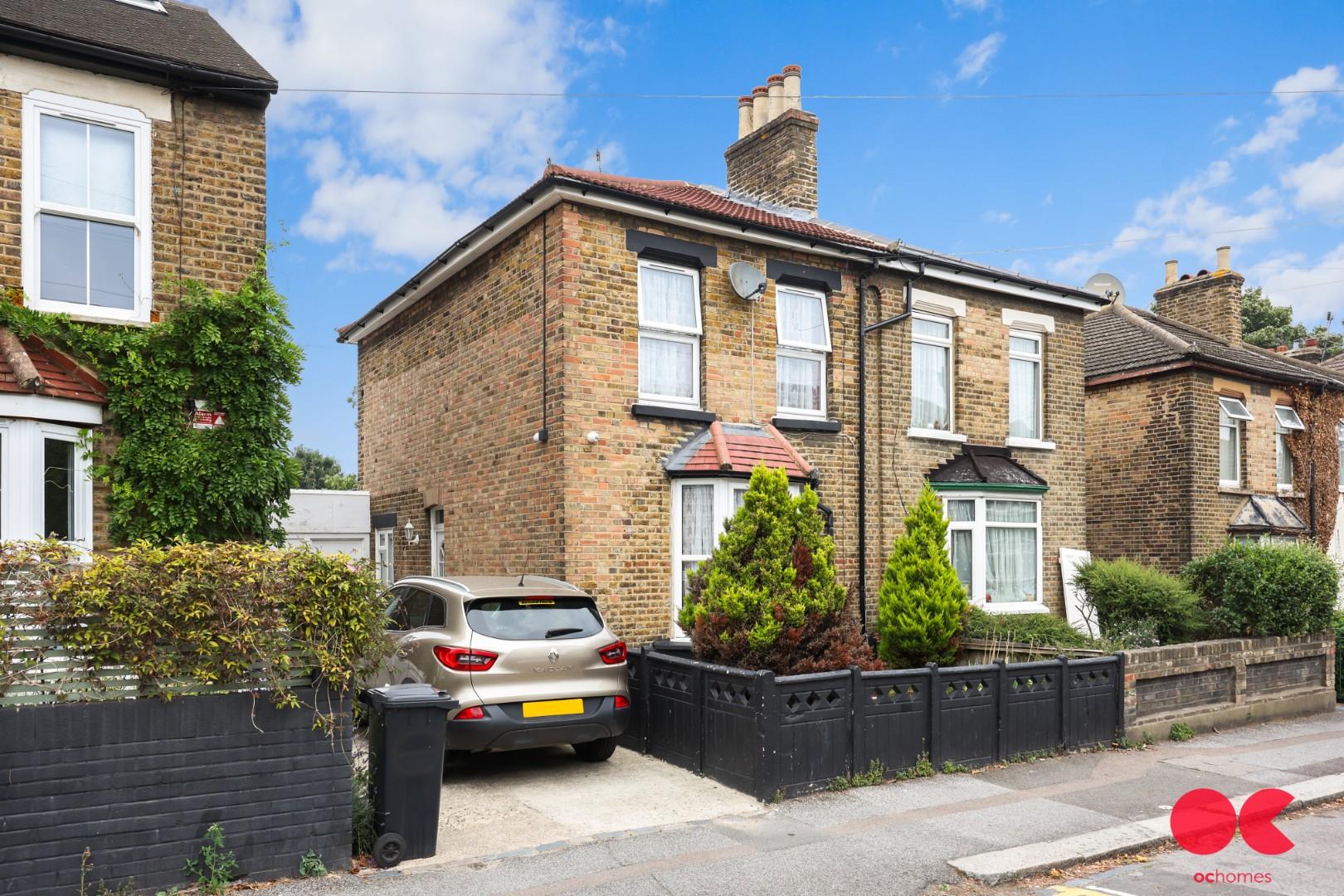 3 bed semi-detached house for sale in Park Road, Leyton  - Property Image 1