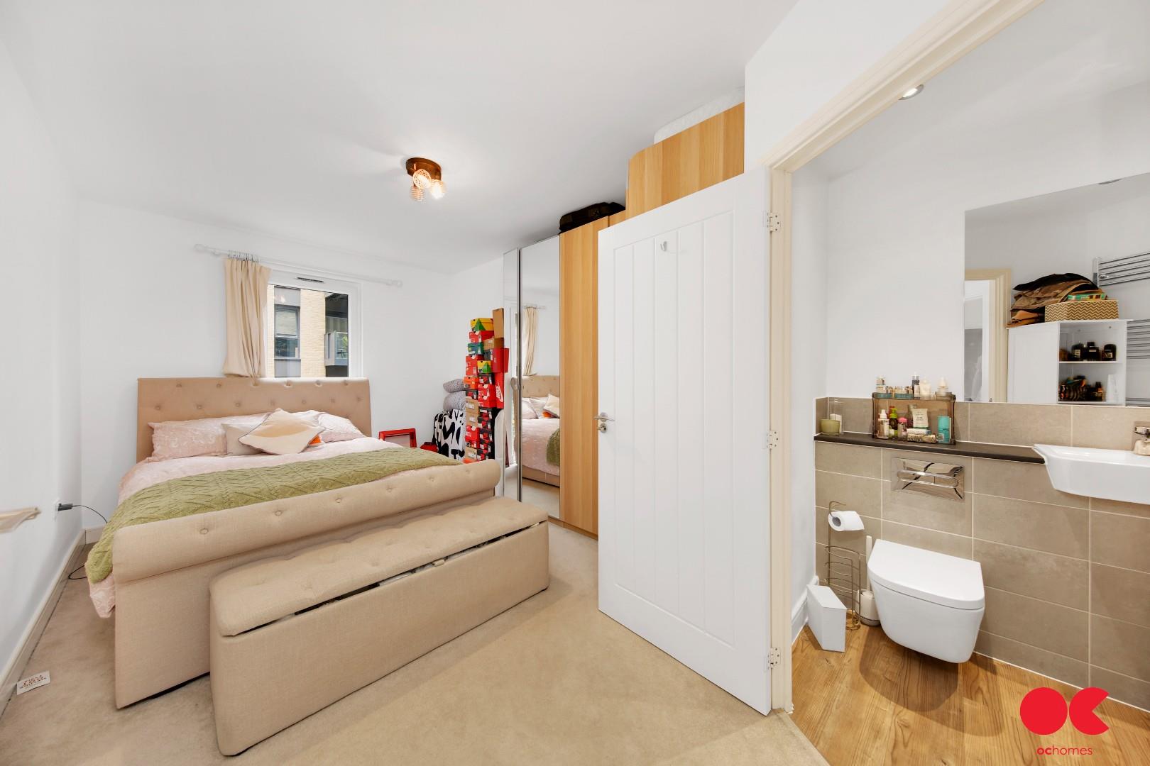 2 bed flat for sale in Hoffmans Road, Walthamstow  - Property Image 4