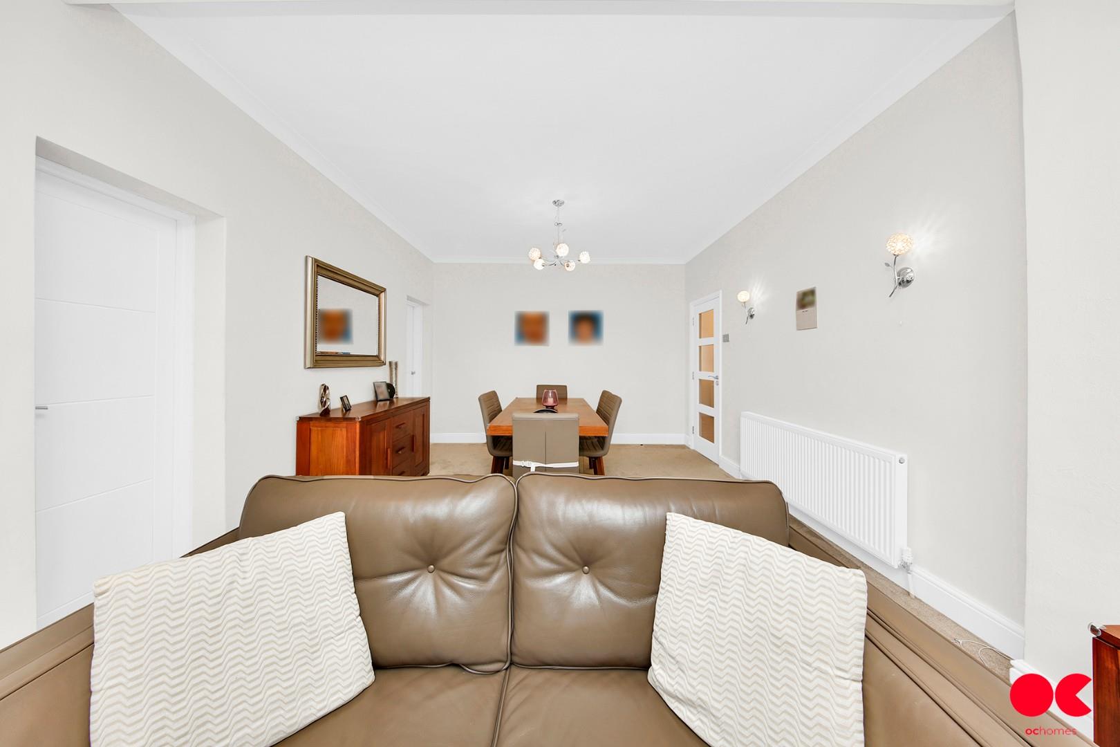 5 bed semi-detached bungalow for sale in Brownlea Gardens, Seven Kings  - Property Image 22