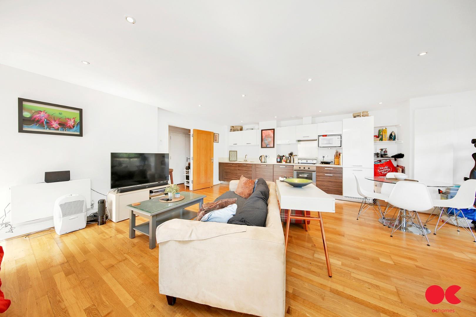 2 bed flat for sale in Lea Bridge Road, Hackney  - Property Image 24