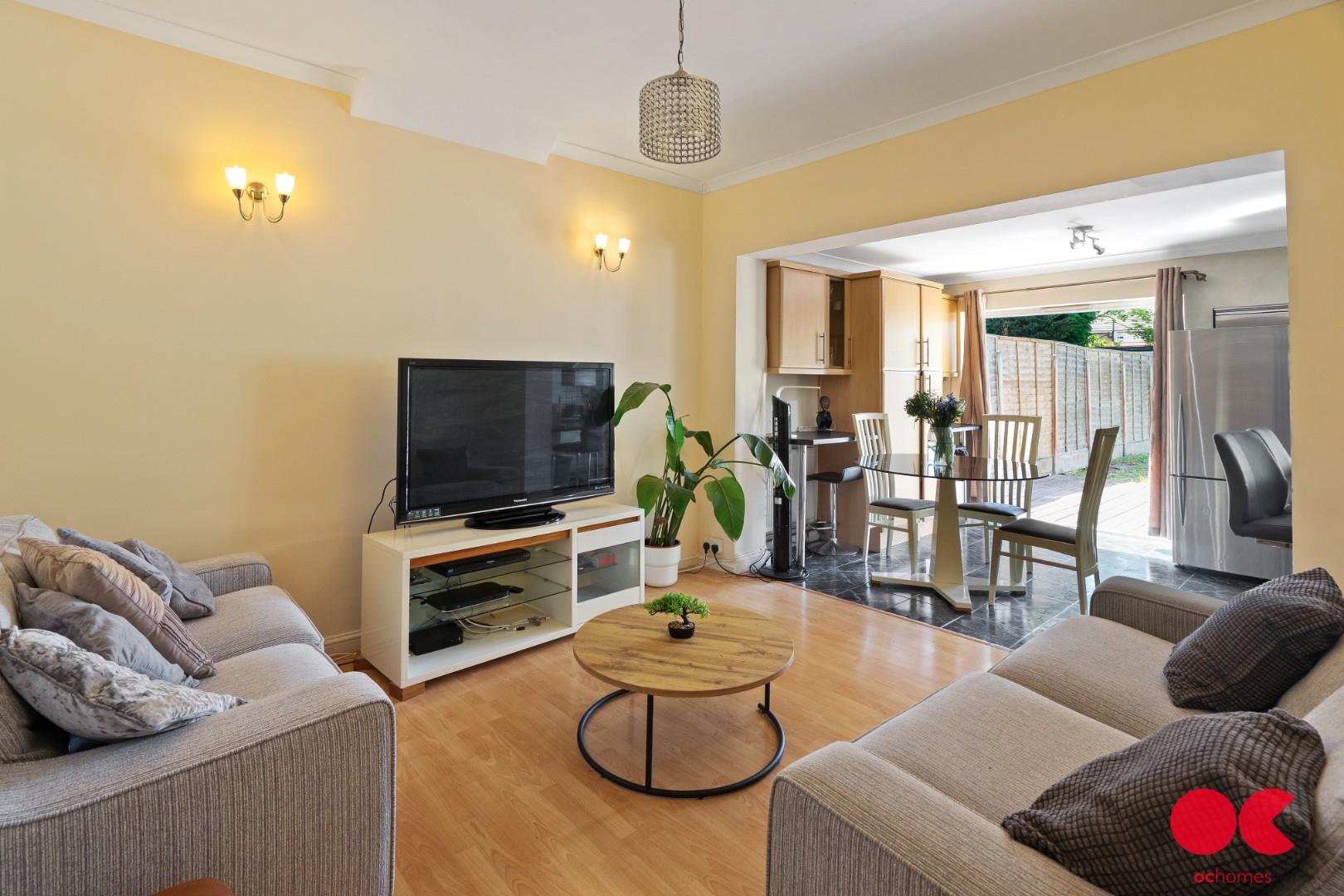 3 bed terraced house for sale in Martley Drive, Gants Hill  - Property Image 2