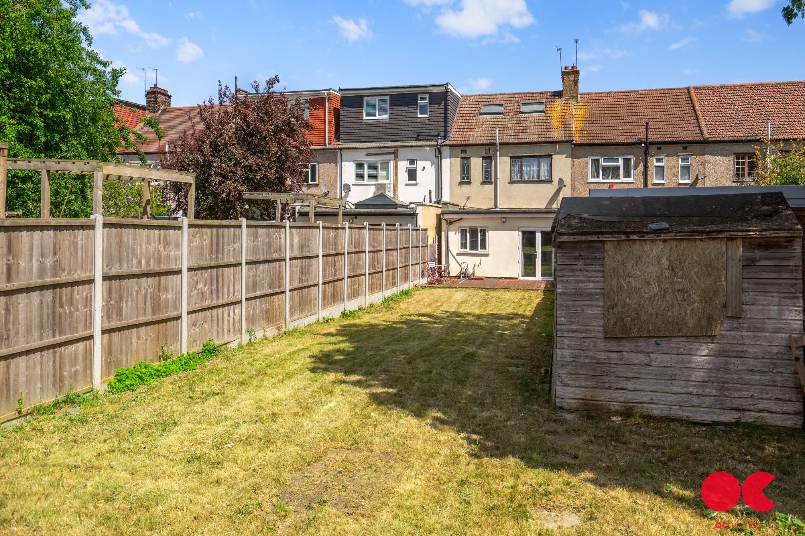 3 bed terraced house for sale in Martley Drive, Gants Hill  - Property Image 19