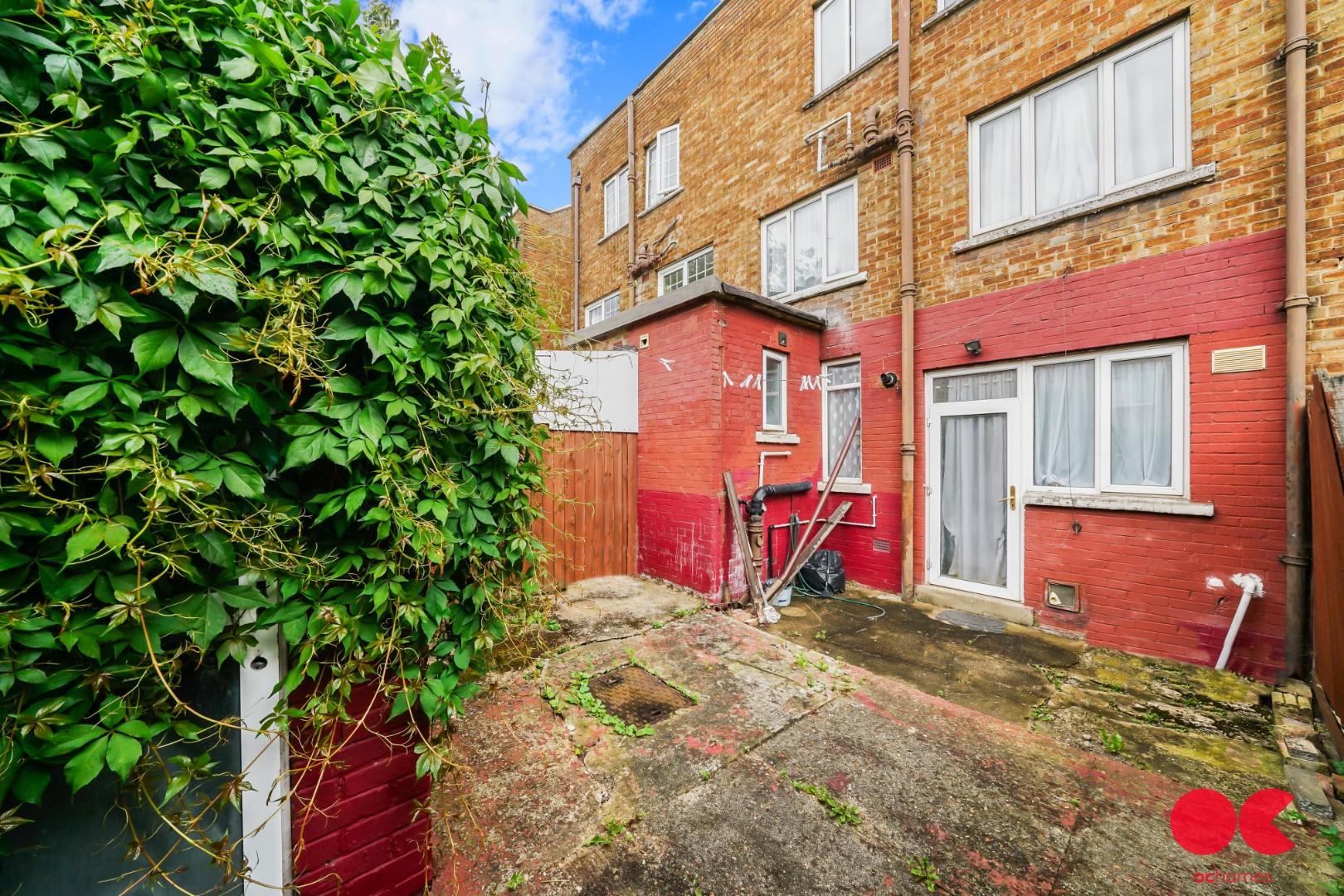 4 bed terraced house for sale in Telham Road, East Ham  - Property Image 13