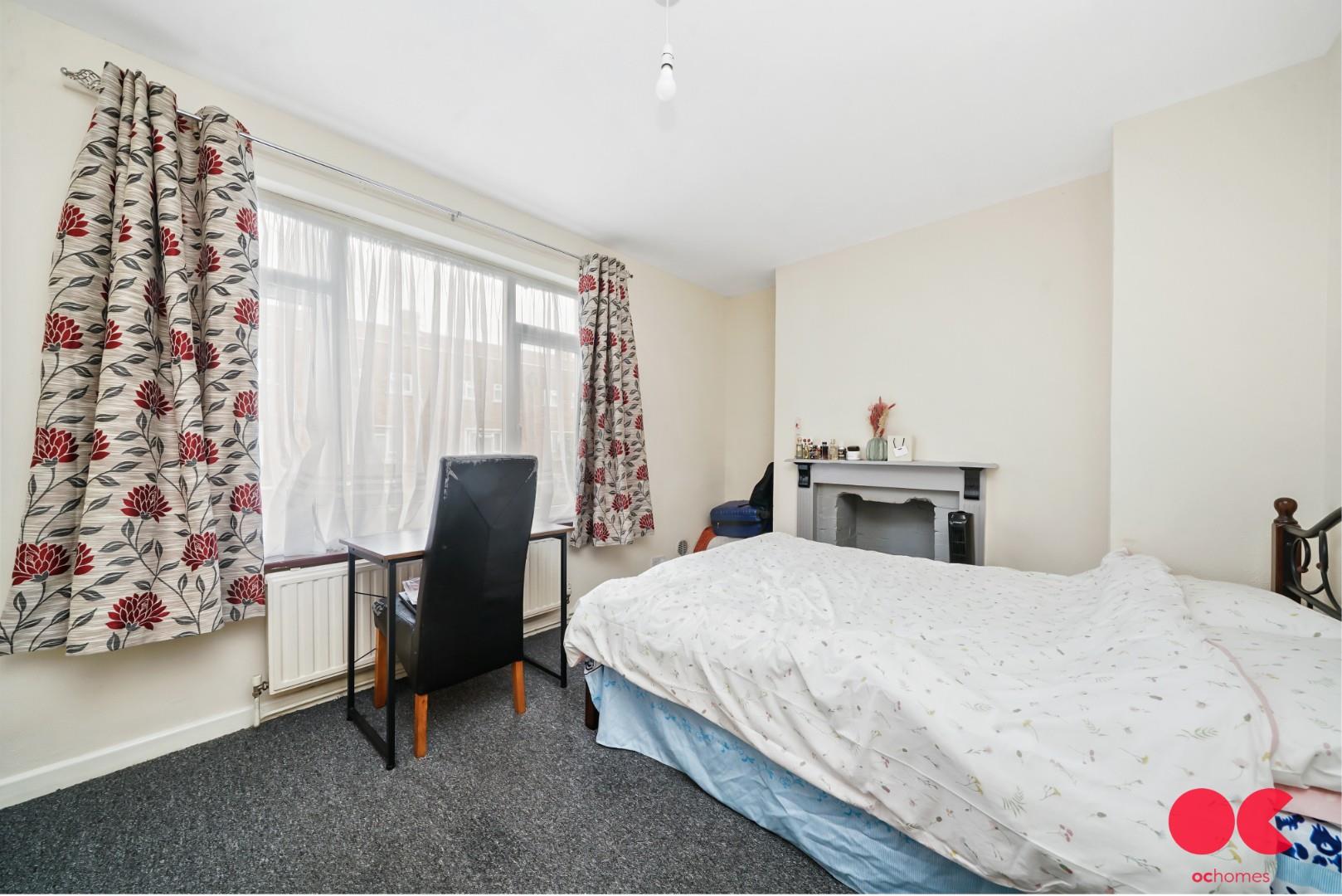 4 bed terraced house for sale in Telham Road, East Ham  - Property Image 4