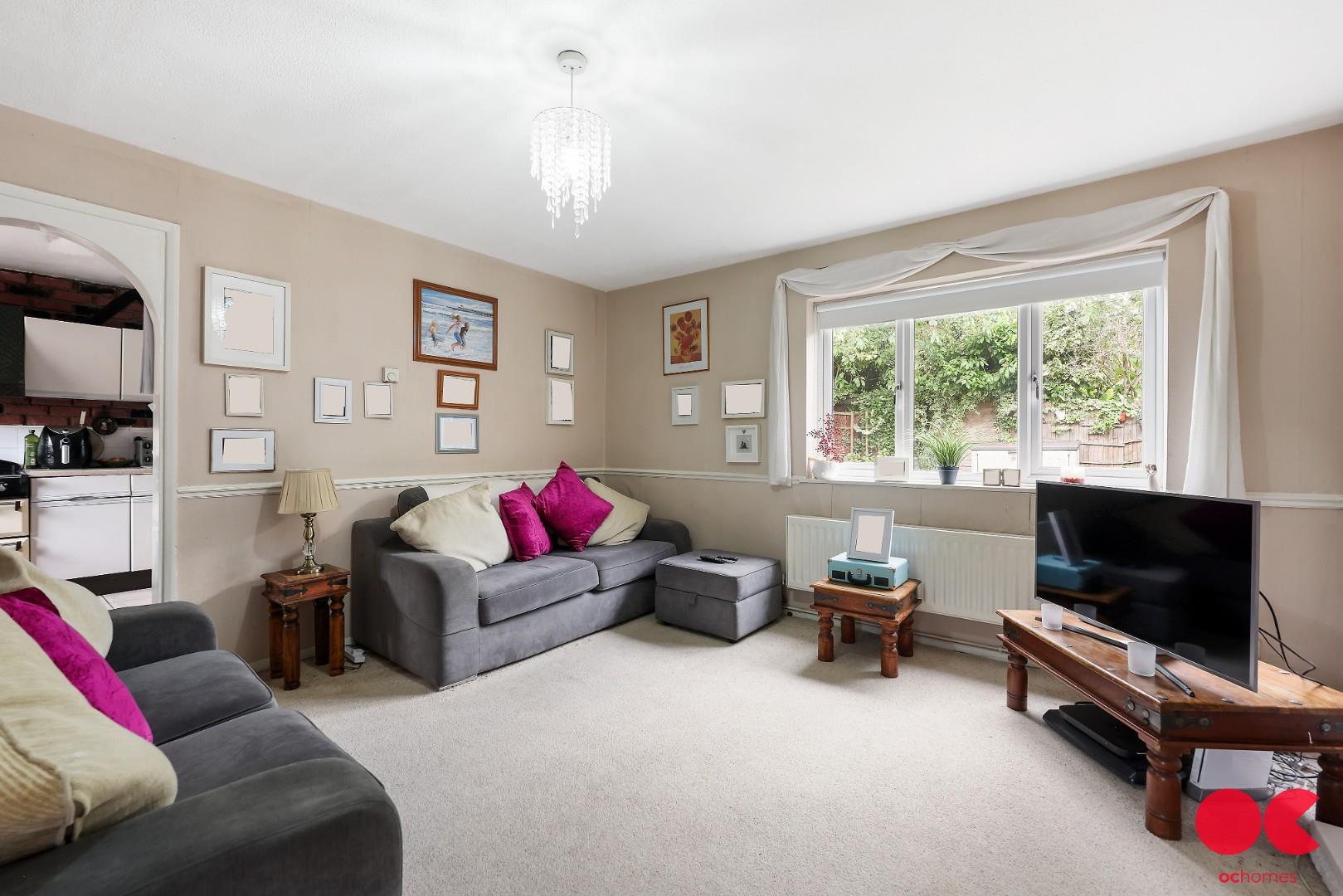 3 bed terraced house for sale in Finnis Street, Bethnal Green  - Property Image 9