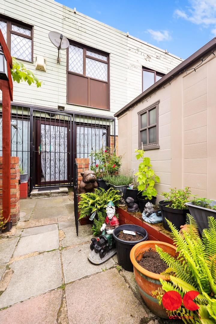 3 bed terraced house for sale in Manorhall Gardens, Leyton  - Property Image 14