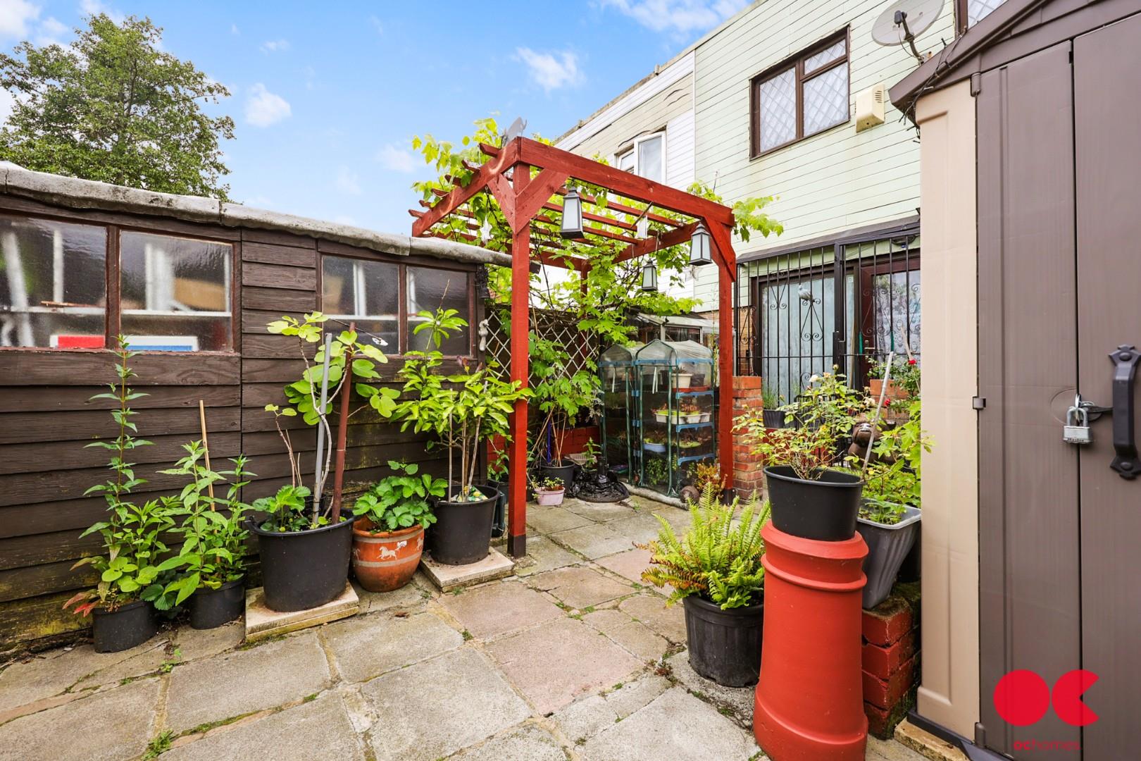 3 bed terraced house for sale in Manorhall Gardens, Leyton  - Property Image 19