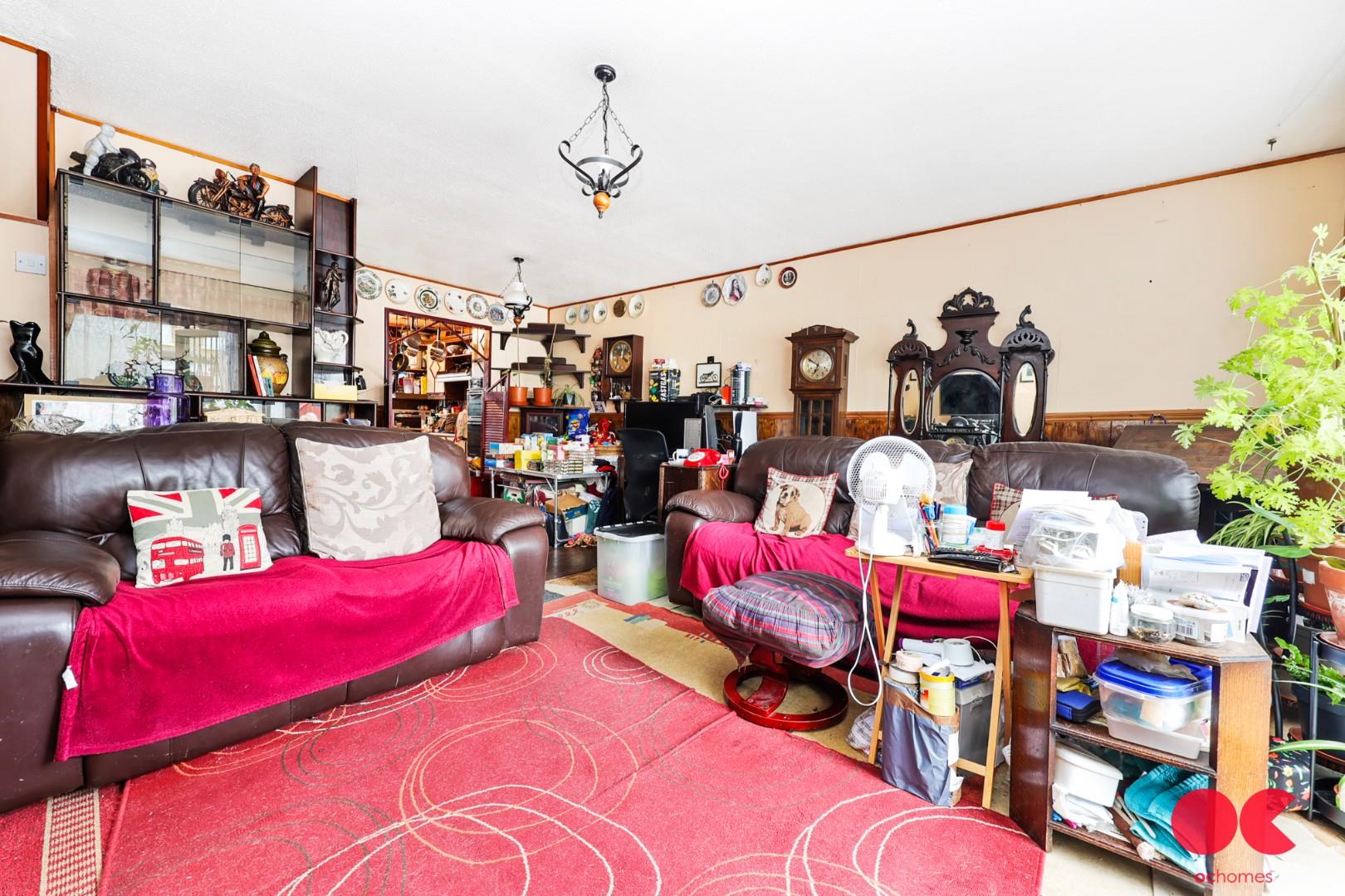 3 bed terraced house for sale in Manorhall Gardens, Leyton  - Property Image 16