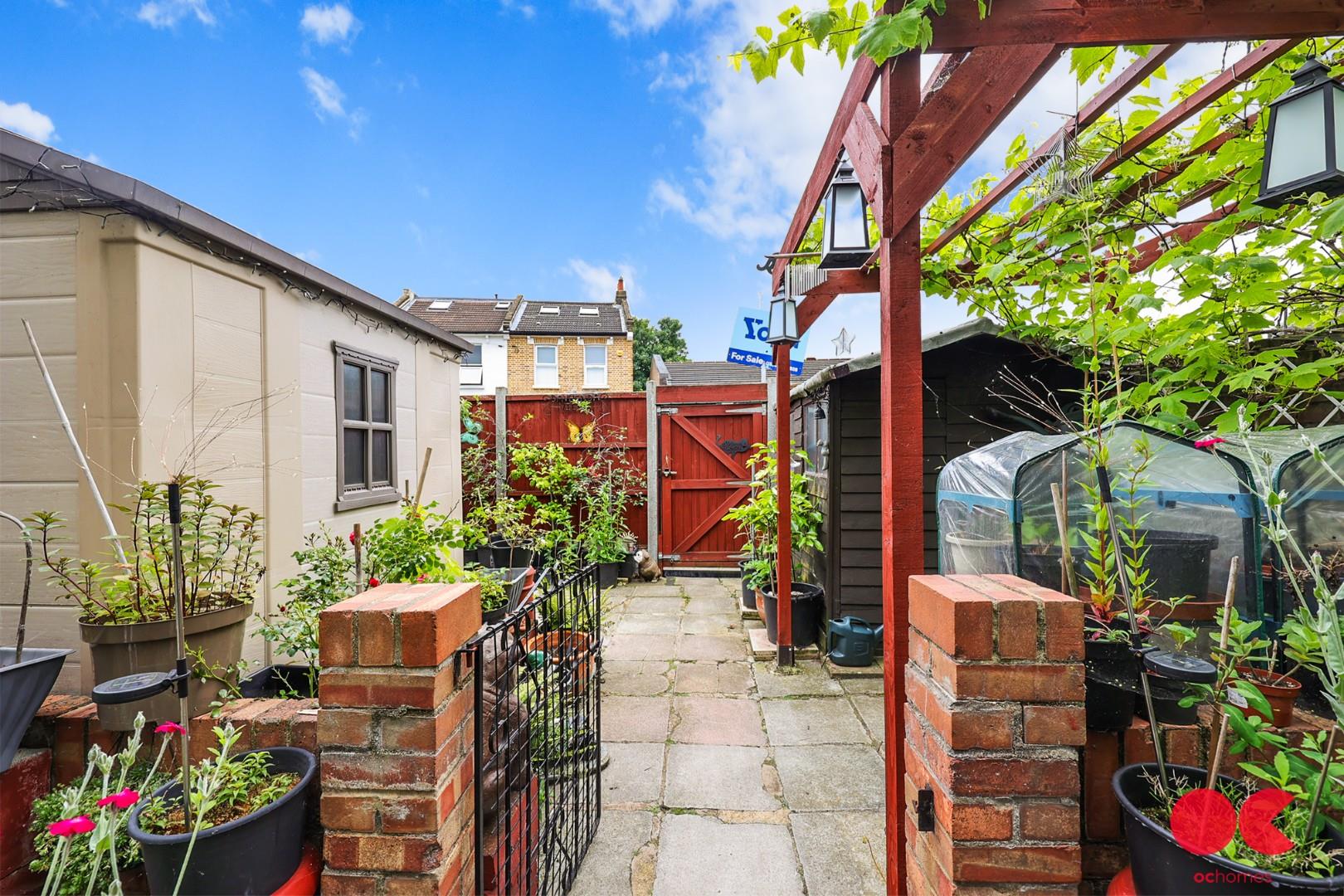 3 bed terraced house for sale in Manorhall Gardens, Leyton  - Property Image 27