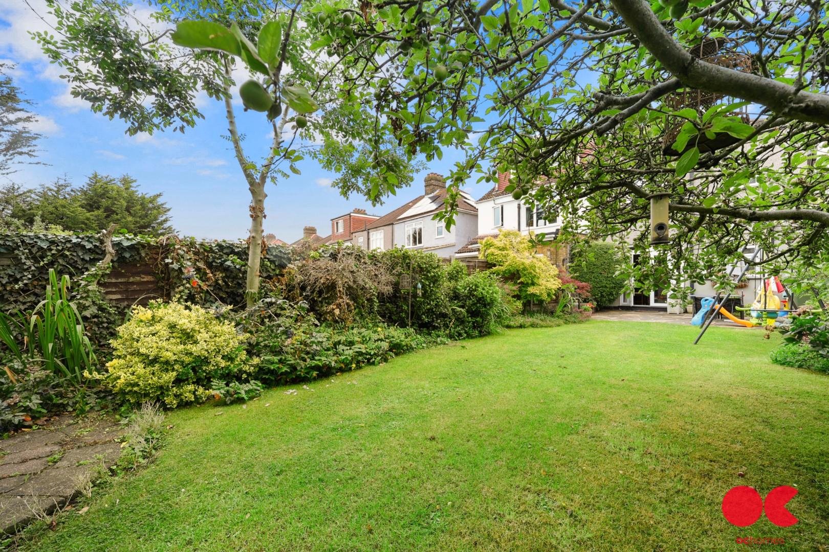 3 bed semi-detached house for sale in Rosedale Road, Romford  - Property Image 27