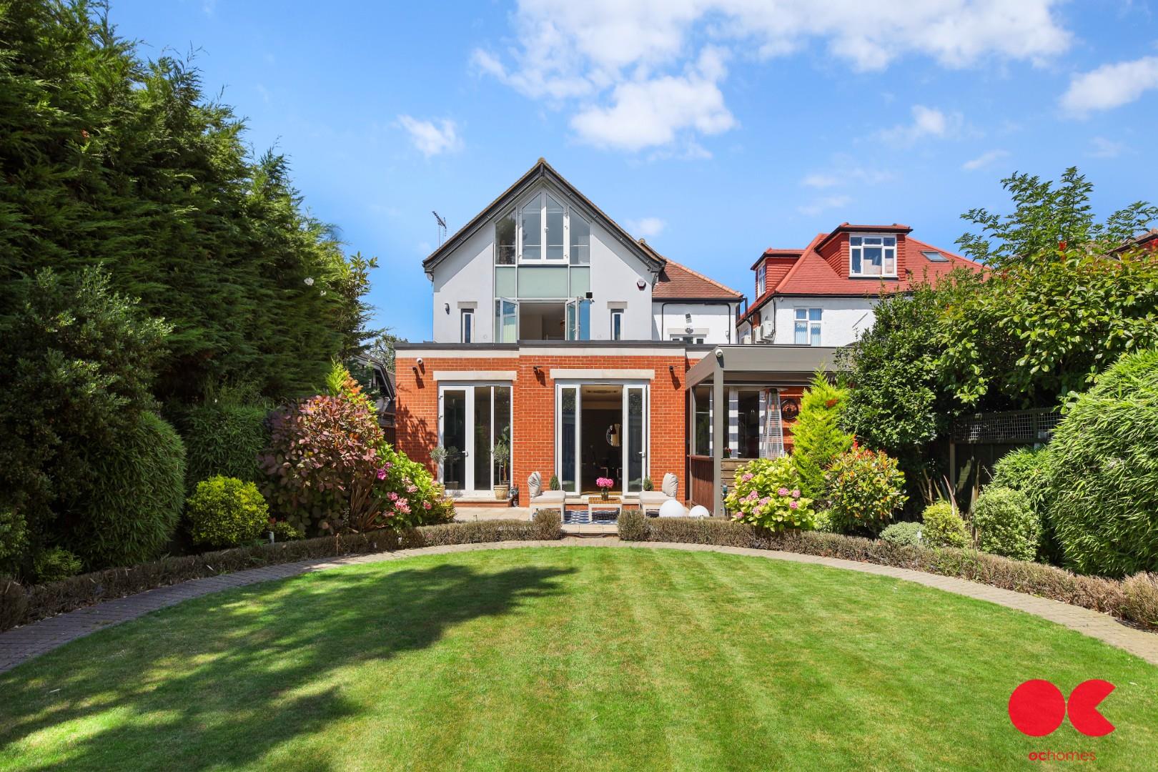 7 bed detached house for sale in Holcombe Road, Ilford  - Property Image 7