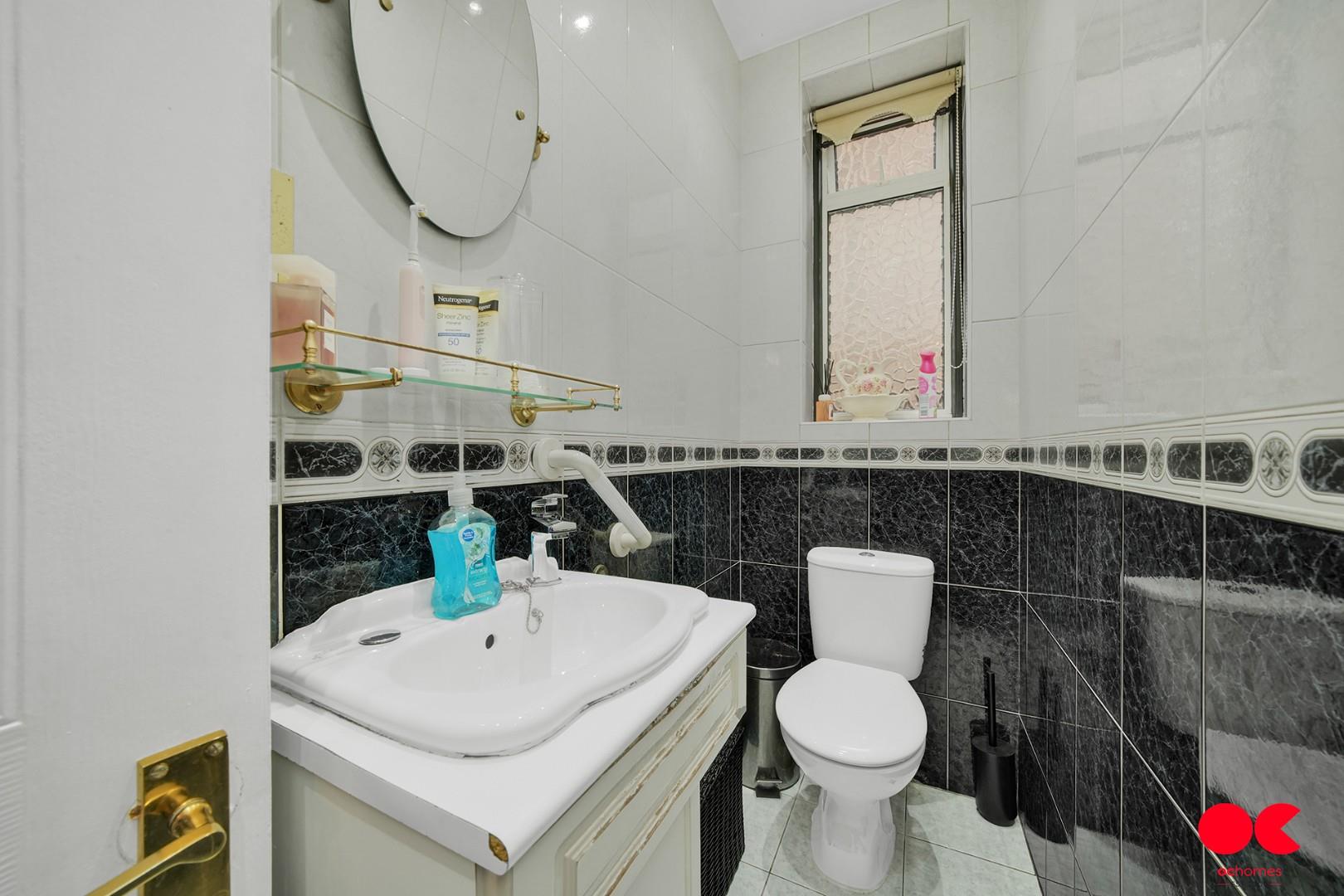 4 bed detached house for sale in Heath Drive, Gidea Park  - Property Image 12