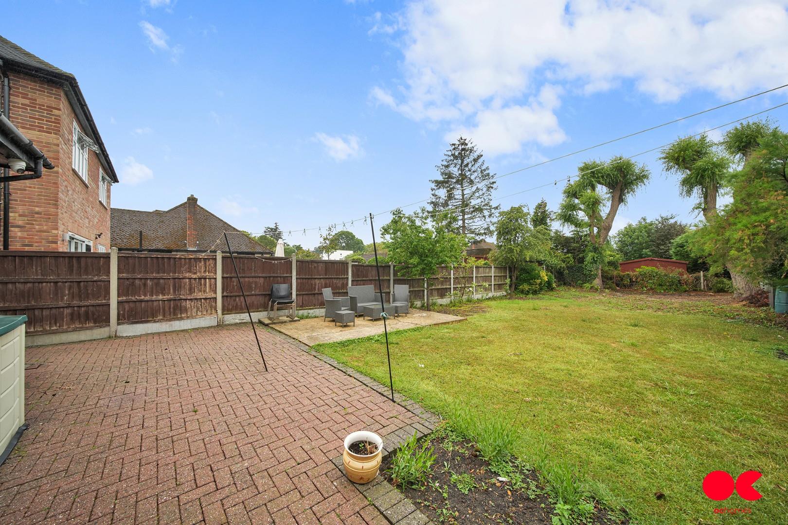 4 bed detached house for sale in Heath Drive, Gidea Park  - Property Image 21