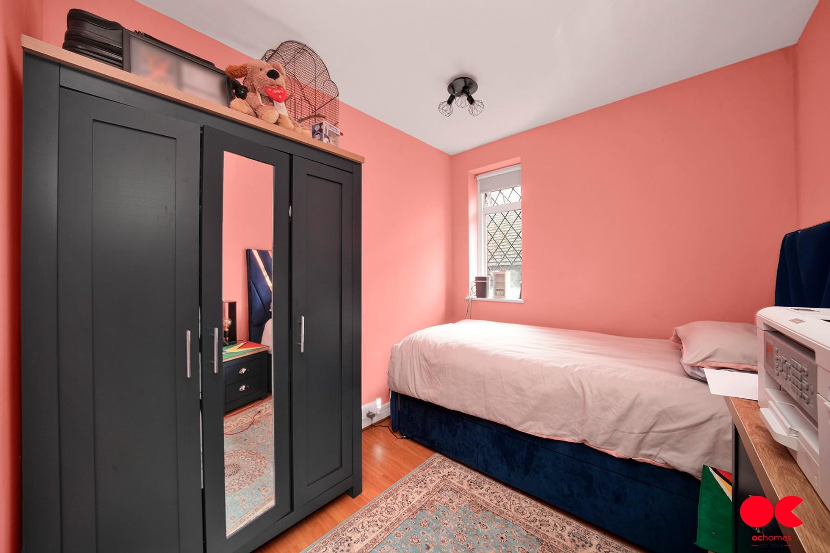 4 bed detached house for sale in Heath Drive, Gidea Park  - Property Image 20