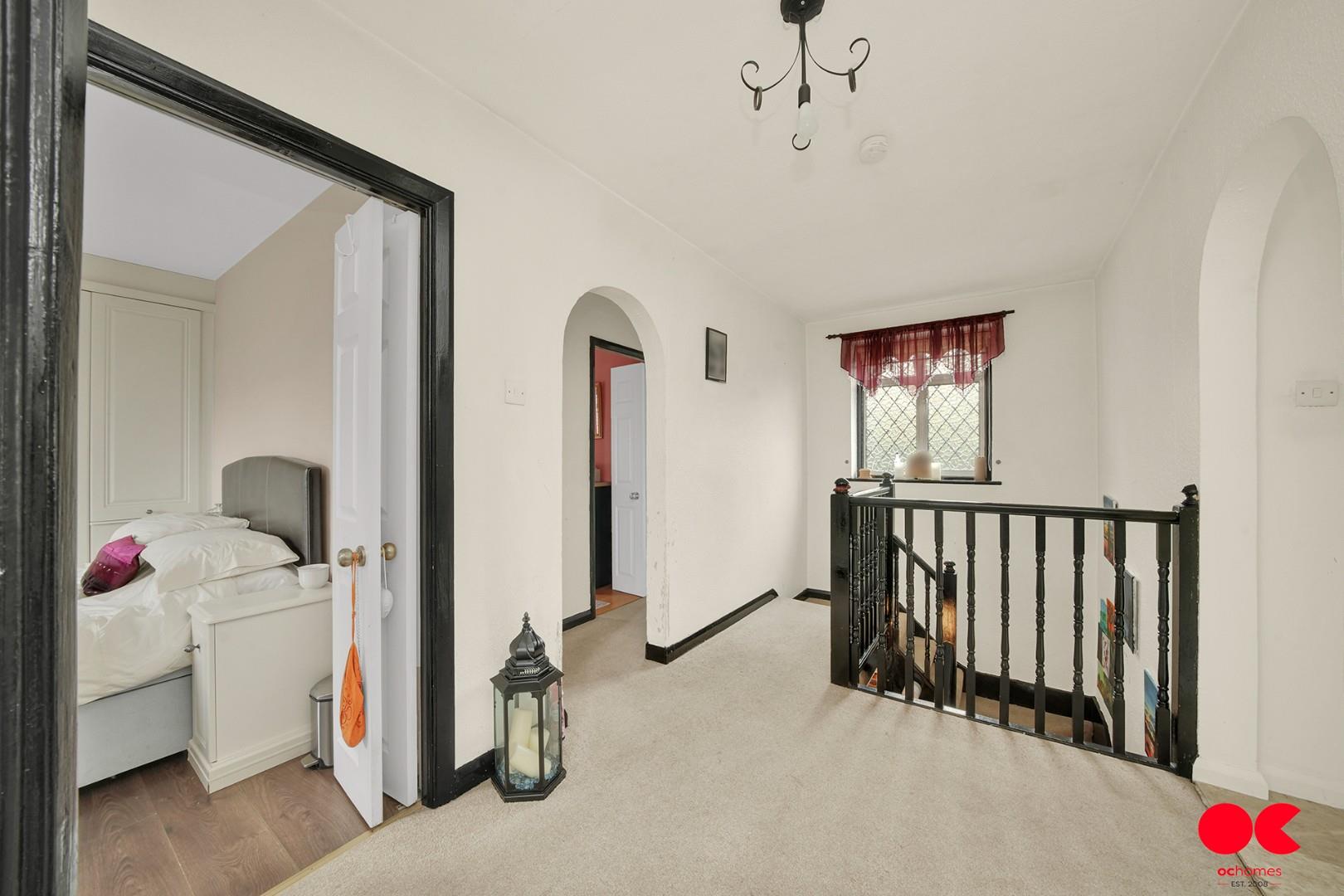 4 bed detached house for sale in Heath Drive, Gidea Park  - Property Image 14