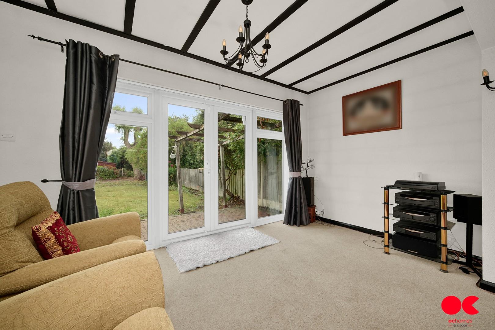 4 bed detached house for sale in Heath Drive, Gidea Park  - Property Image 8
