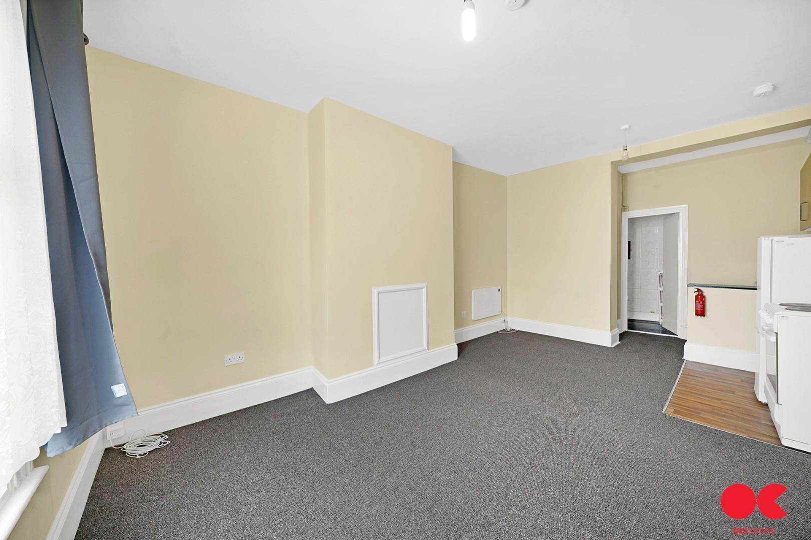 Studio flat to rent in Leytonstone Road, London  - Property Image 1