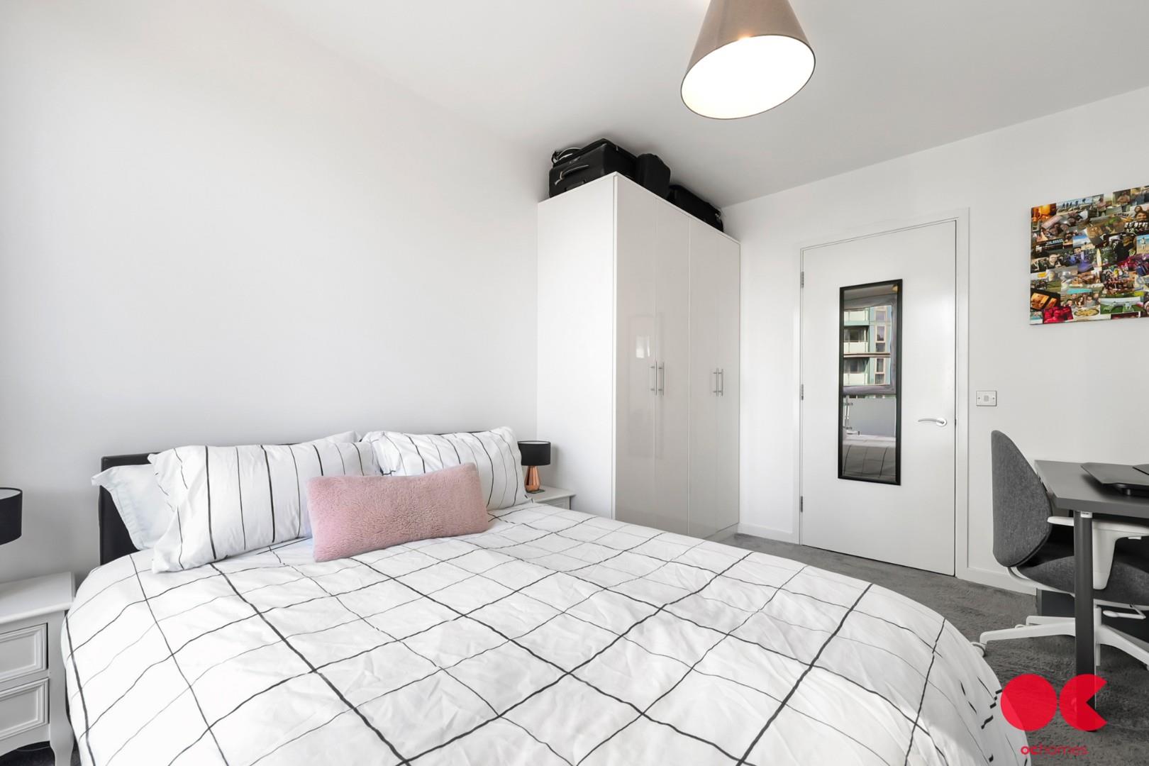 1 bed flat for sale in Rick Roberts Way, Stratford  - Property Image 8