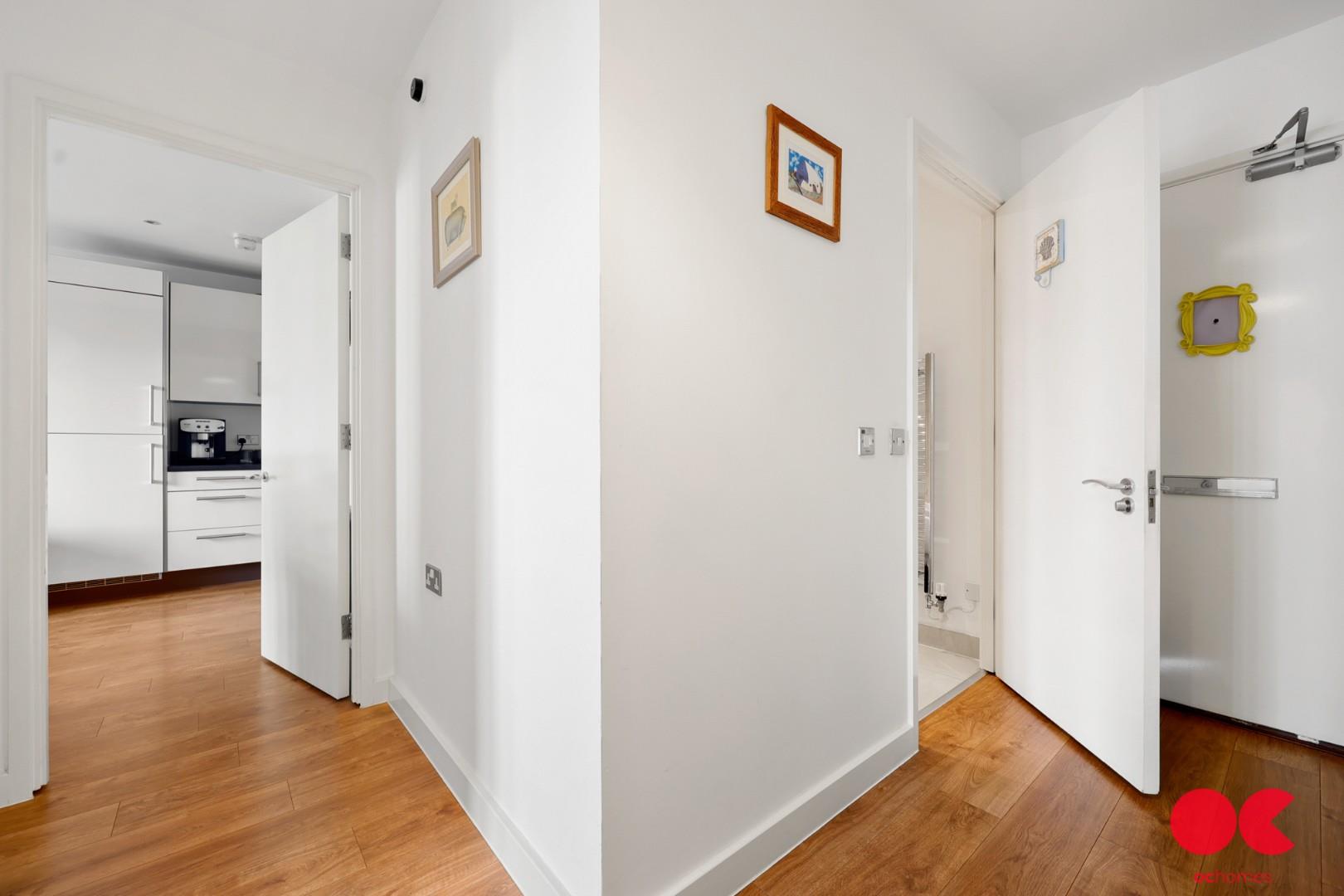 1 bed flat for sale in Rick Roberts Way, Stratford  - Property Image 27