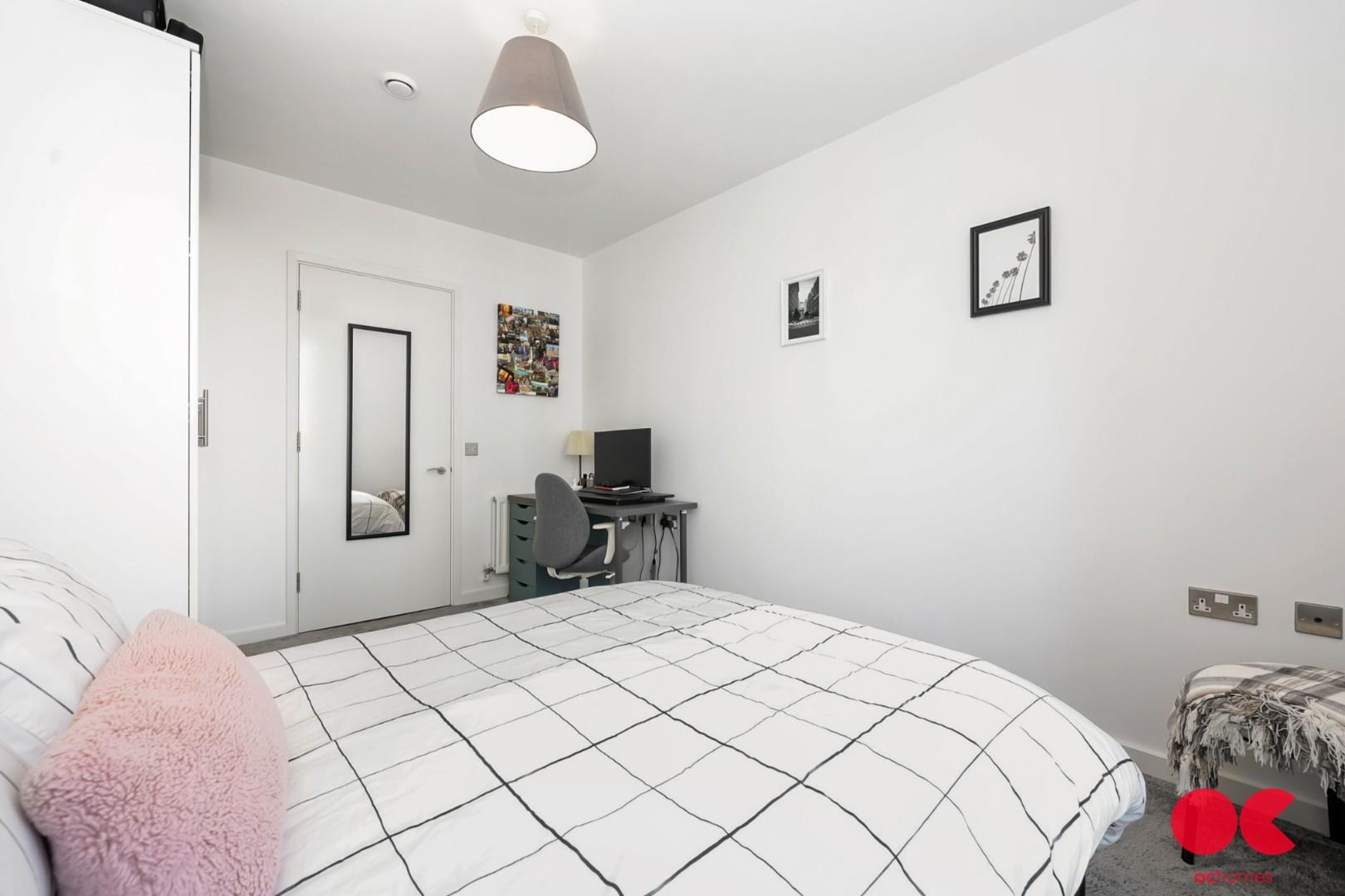 1 bed flat for sale in Rick Roberts Way, Stratford  - Property Image 21