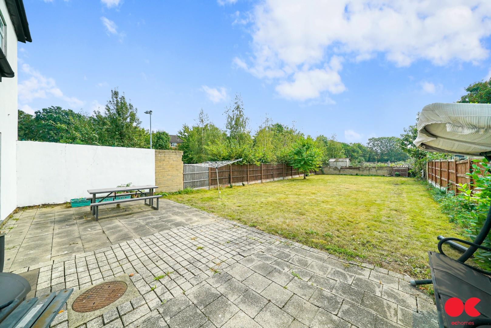 5 bed end of terrace house for sale in Benton Road, Ilford  - Property Image 38