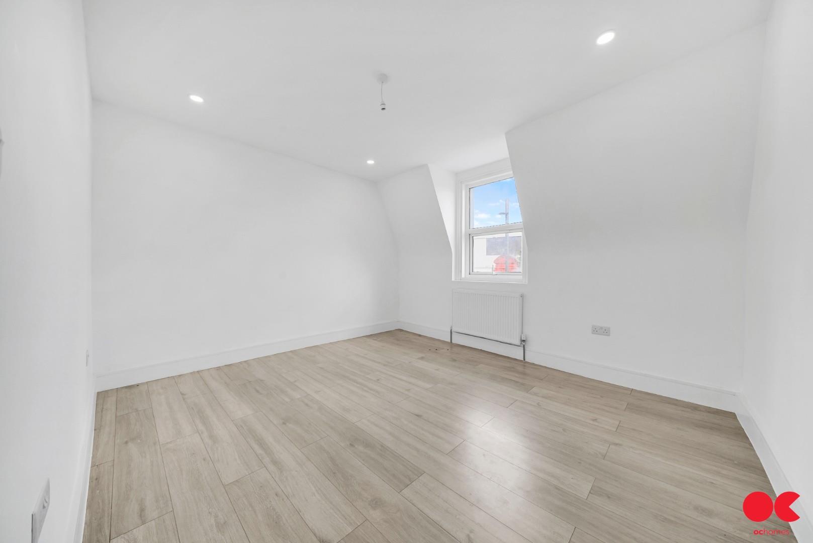 Commercial property to rent in The Grove, London 20