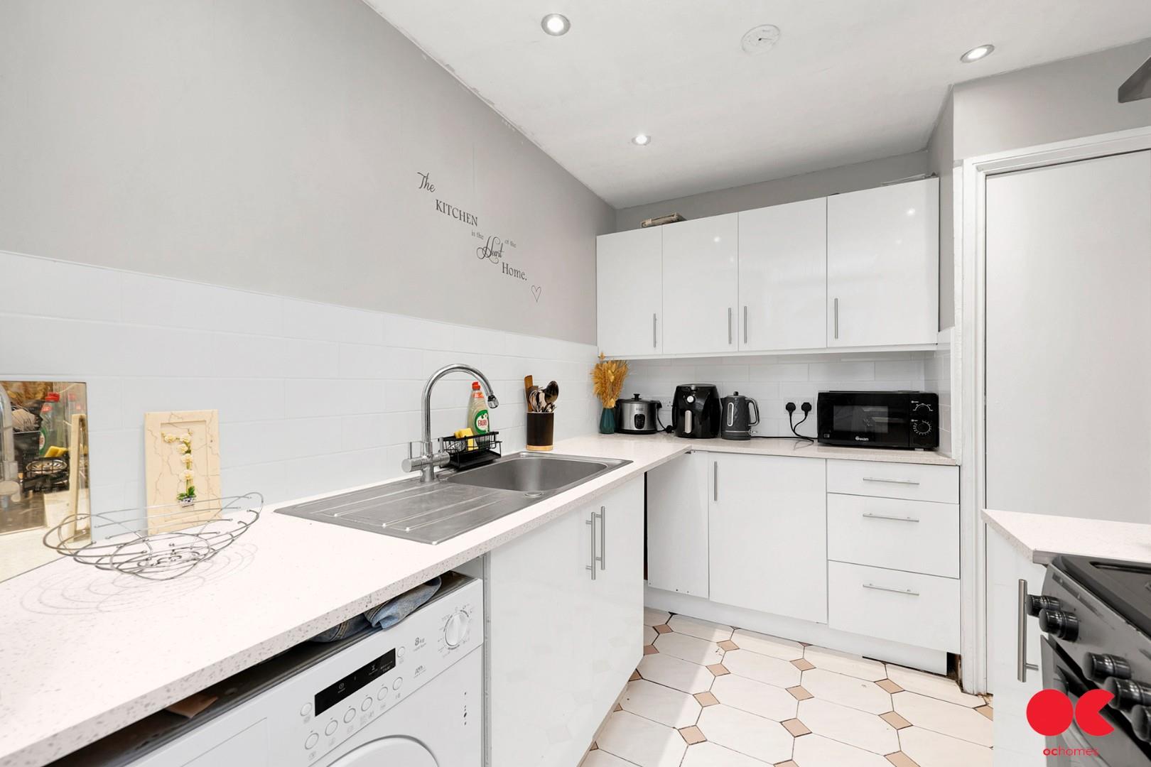 2 bed flat for sale in Giraud Street, Poplar  - Property Image 12