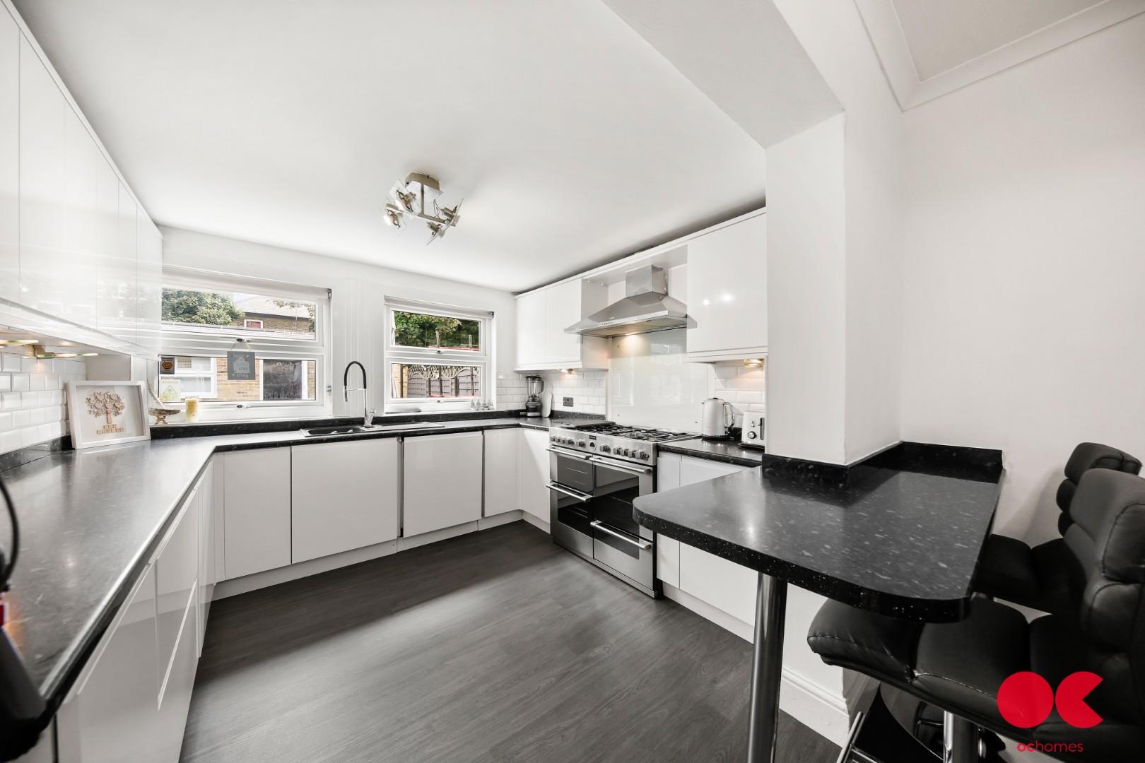 5 bed end of terrace house for sale in Osborne Road, Forest Gate  - Property Image 21